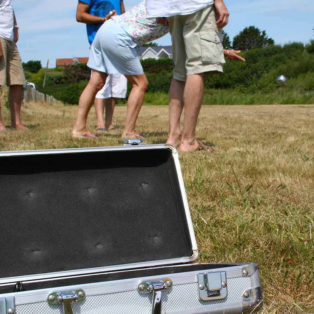 Big Game Hunters Boules & Pétanque Boules Set in Metal Box