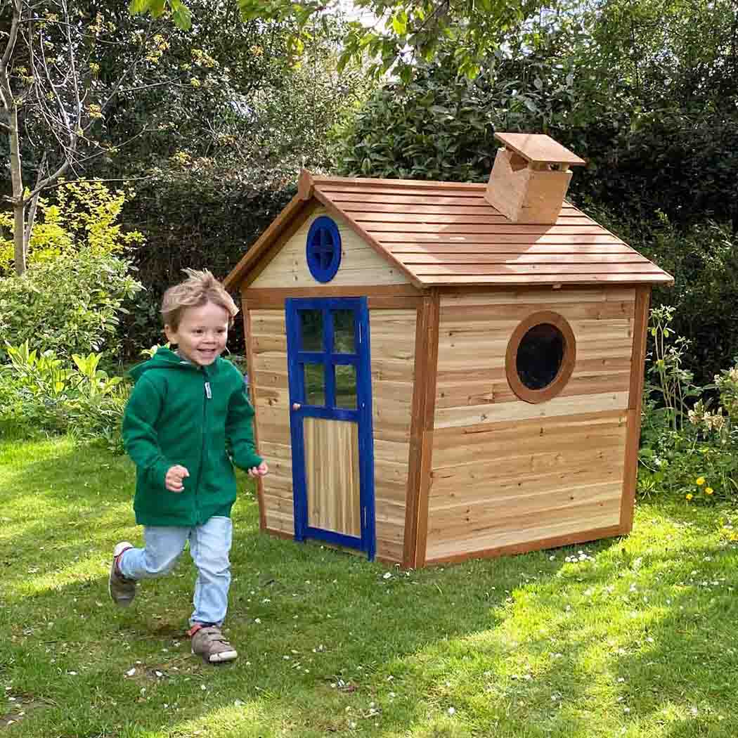 Redwood Lodge Wooden Playhouse Pre-Painted Fir Wood – Big Game